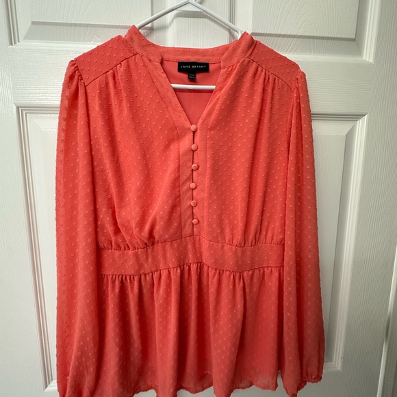 Lane Bryant Tops - Coral Lane Bryant 14/16 Textured Blouse